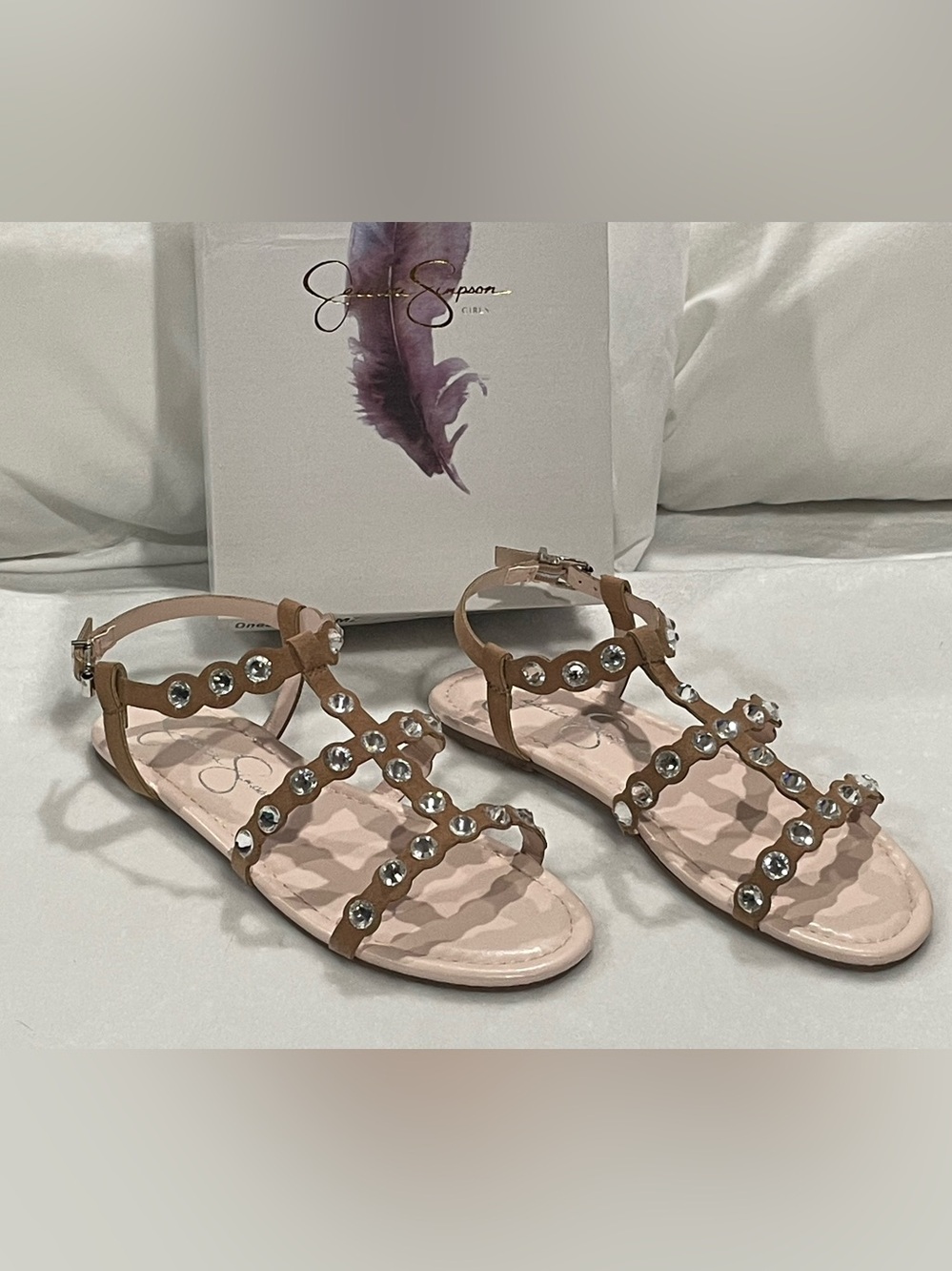 Jessica Simpson Girl Tan Crystal Beaded Scalloped Gladiator Sandal Sz 4 Sz 5 WMS